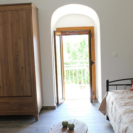 Melita Traditional Stone House Apartment Pyrgos Dirou Luaran gambar